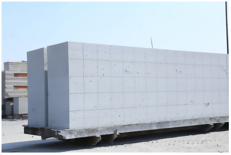 德保加气块 加气砌块 轻质砖气孔结构及其影响因素